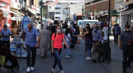 Eskişehir’de sosyal mesafesiz arefe yoğunluğu - gundem