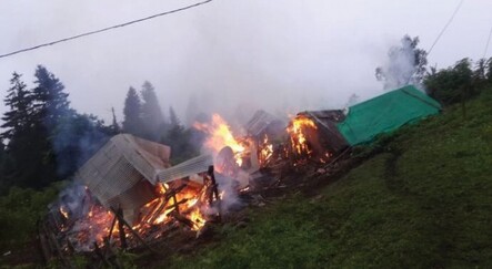 Tüp patlaması sonucu köy evi kullanılamaz hale geldi - turkiye