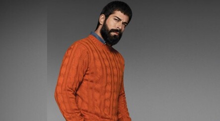 Burak Özçivit, yüzü olduğu marka için objektif karşısına geçti - magazin
