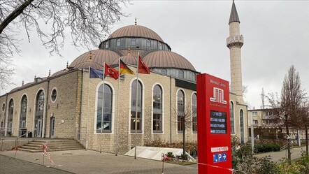 Almanya'da camiye İslamofobik içerikli mektup gönderildi - dunya