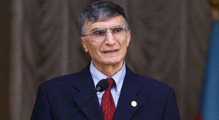 Nobel ödüllü bilim adamı Aziz Sancar: Türkiye'de olsam kuyruğa girer aşı yaptırırdım - gundem