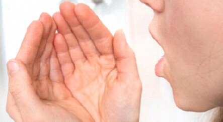 Ağız kokusunun sebebi bademcik taşı olabilir - saglik