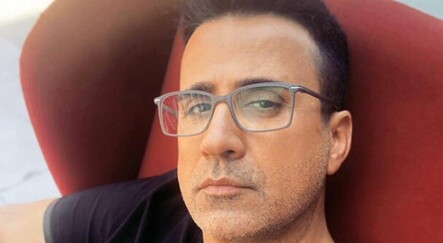 Programlara şarkıcı Emrah değil 'hologram'ı gidecek - magazin