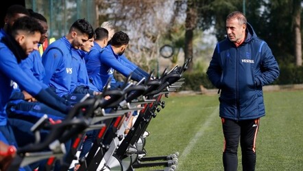 Trabzonspor'da Abdullah Avcı'ya övgü - spor