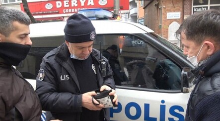 Çöpte ziynet ve para dolu çanta buldu, 'insanlık ölmemiş' dedirtti - dunya