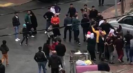 Arnavutköy’de çocukların kavgasına aileleri de karıştı ortalık savaş alanına döndü - gundem