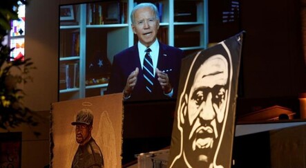 Joe Biden: George Floyd'un öldürülmesi, gündüz gözüyle işlenmiş bir cinayettir - dunya