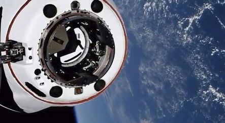 NASA açıkladı: Astronotları taşıyan kapsüle UFO çarpacaktı - teknoloji