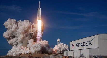 NASA, Ay'a iniş kapsülünün inşası için SpaceX'i seçti - dunya