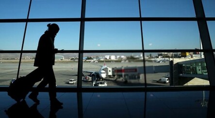 Yunanistan bazı ülkelere zorunlu karantinayı kaldırdı - gundem