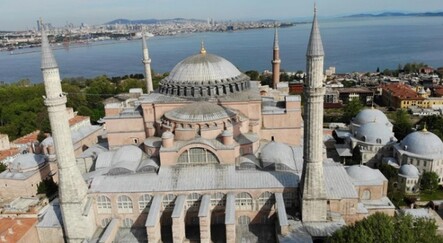 Ayasofya Camii'ne 87 yıl sonra ilk mahya asıldı - gundem