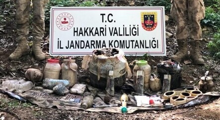 Hakkari kırsalında silah ve mühimmat ele geçirildi - gundem