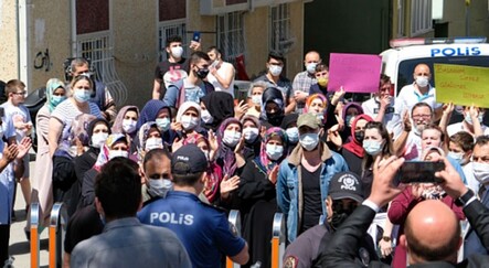 İBB Başkanı Ekrem İmamoğlu’na protestoda arbede! - ekonomi