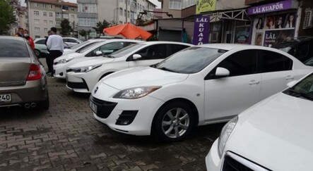 İkinci el otomobiller elde kalıyor - ekonomi