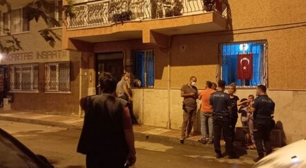 Eşine kızdı, evini yaktı - yasam