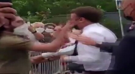 Fransa Cumhurbaşkanı Macron'a, tokatlı saldırı - dunya