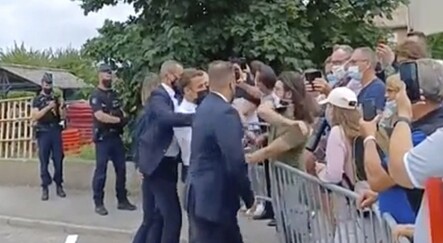 Macron'u tokatlayan kişinin kimliği belli oldu - dunya