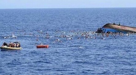 Yemen açıklarında göçmen faciası, 300 kişi öldü! - dunya