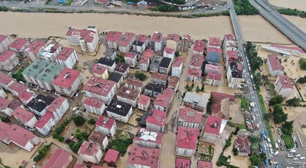 Artvin sele teslim: İlçe merkezi adeta göle döndü - gundem