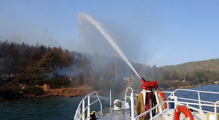 Bodrum'da seferberlik! Söndürme çalışmalarına gemiler de katıldı - gundem