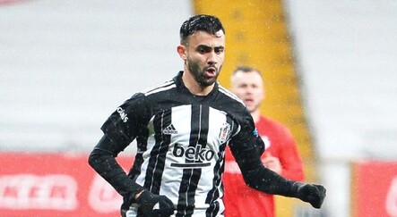 Ghezzal kalıyor! - spor