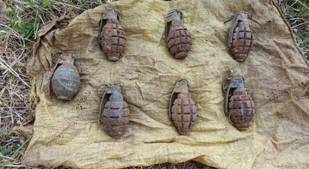 Hakkari'de toprağa gömülü el bombaları ele geçirildi - gundem