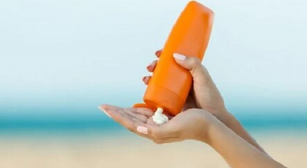 Kanserojen madde tespit edildi: Johnson & Johnson bazı güneş kremlerini piyasadan çekti - dunya