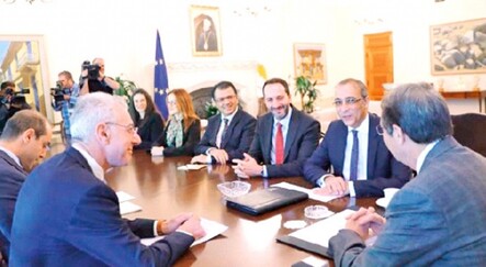 KKTC Meclisinde ne işiniz var? - gundem
