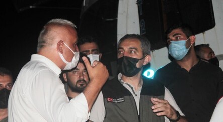 Marmaris'te incelemede bulunan Bakan Ersoy: Yangın yerleşim bölgelerinden uzakta - magazin
