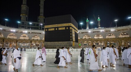 Suudi Arabistan Umre ziyaretine onay verdi, iki şart koştu - dunya