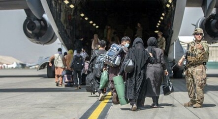 Afganistan’dan son 24 saatte 19 bin kişi tahliye edildi - dunya