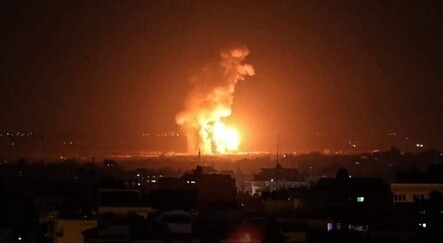 İsrail'den Gazze Şeridi'ne hava saldırısı - dunya