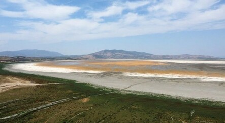 Marmara Gölü kuruyor: 10 santimetre su kaldı - yasam