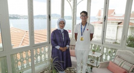 Mete Gazoz, Emine Erdoğan'ı ziyaret etti - kultur-sanat