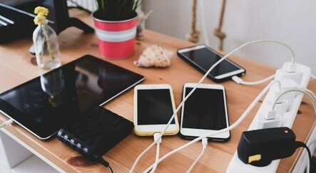 AB’den Apple üzecek karar: Tüm cihazlarda ortak şarj girişi kullanılacak - dunya
