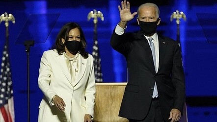 Biden seçmenlerini Harris'e kaptırıyor - dunya