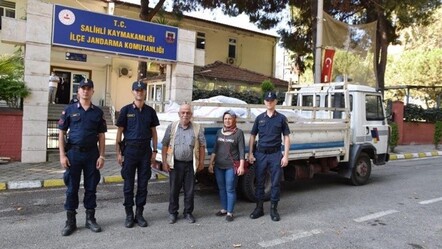 Dolandırıcılara 64 ton üzüm kaptırdılar - yasam