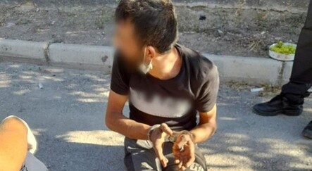 Dur ihtarına uymadı, polis memurunun üzerine bıçakla yürüdü - yasam