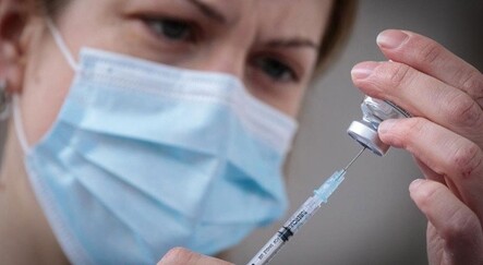 İngiltere aşılamada üçüncü doza geçiyor - dunya