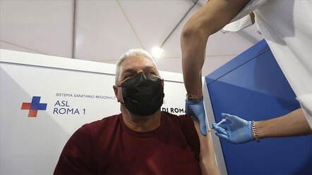 İtalya'da 3. doz aşıya yeşil ışık - dunya