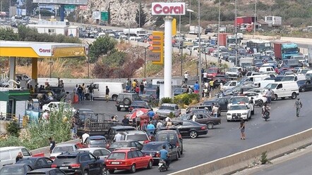 Lübnan'da bir hafta içinde benzine ikinci zam - dunya