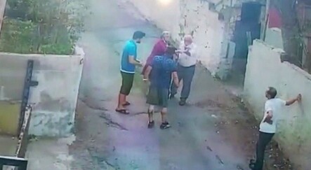 Sokak köpeğini besleyen hayvansevere ölümle tehdit! - gundem