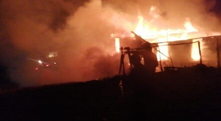 Tek katlı ev alevlere teslim oldu - yasam