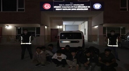 Van’da kaçakçılık operasyonu: 299 göçmen 15 organizatör yakalandı - yasam