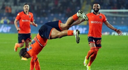 Başakşehir, Beşiktaş'ı 3-2 mağlup etti - spor
