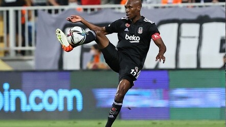 Beşiktaş'ta sakatlık krizi bitmiyor: Atiba'da sakatlandı - spor