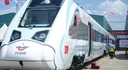Fabrika testleri tamamlanan 'milli elektrikli tren' gelecek yıl raylarda olacak - ekonomi