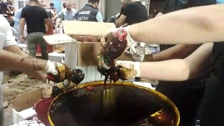 Hatay'da nar ekşisi şişelerinden 200 kilo uyuşturucu çıktı - turkiye