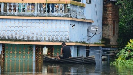 Hindistan'da şiddetli yağışların faturası ağır oldu: 18 kişi öldü, onlarca kişi kayboldu - dunya