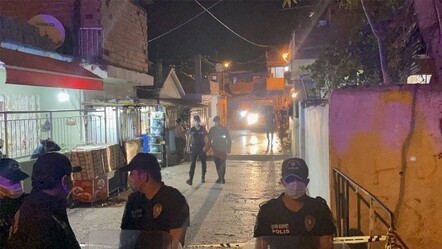 İzmir'de iki aile arasında pompalı tüfekle kavga: 1 ölü, 5 yaralı - yasam